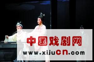 浙江小百花越剧团演出的《陆游与唐琬》登上梅兰芳大剧院的舞台(图)