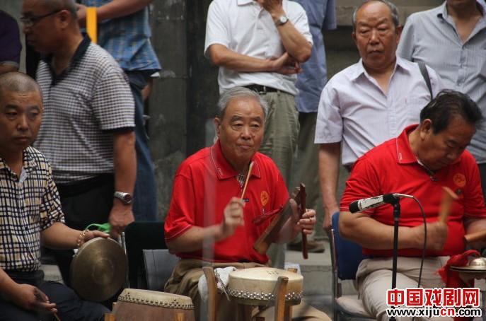 山西省戏研会戏友联谊社举行庆七一演出