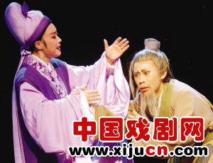 绍兴小百花在市越剧艺术中心上演廉政越剧《一钱太守》