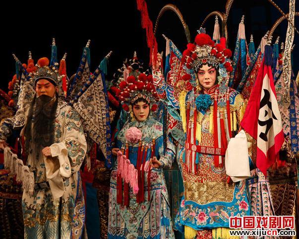 北京京剧院梅兰芳剧团担纲的“经典剧目展演”活动在江苏南通更俗剧院揭幕