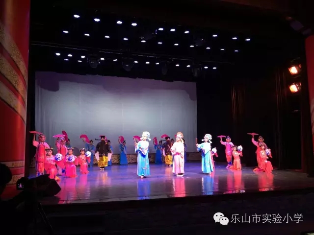 实小川剧班参加第二届川剧传习普及展演活动