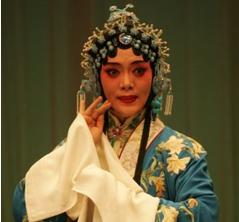 王冠丽19日在梅兰芳大剧院领衔主演评剧《桃花庵》