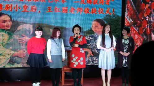 豫剧名家王红丽收美国8岁的丁心懿为徒