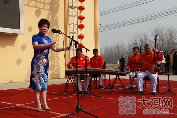 温淑萍演唱《小黑驴儿》片段