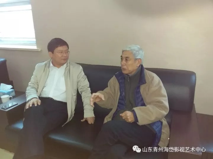 青州市委宣传部长陈同洲率有关领导看望吕剧《情满人间》剧组全体演职员