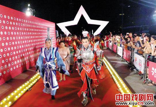 交响粤剧Cosplay《决战天策府》压轴第七届中国国际漫画节