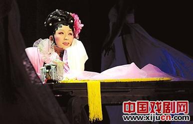 “李玉刚镜花水月演歌会”昨举办