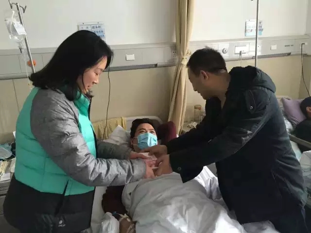 呼吁向秦腔公益人士赵永利爱心捐助