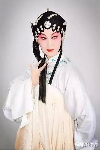 秦腔梅花奖演员：卫小莉