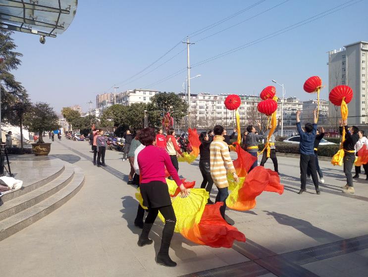 汉阴积极筹备社区新年春晚 助人民群众欢乐度春节