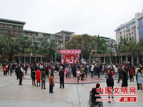 内江"百场川剧进村（社区）"活动走进隆昌县