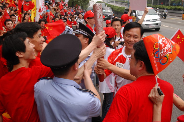 为奥运加油，为中国加油 （来稿选登）